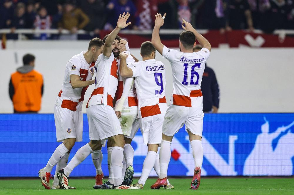 硬漢俱樂部 硬漢俱樂部